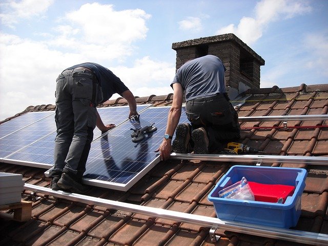 https://www.bardi.cz/produkce-vlastni-elektriny/instalace solárních panelů/